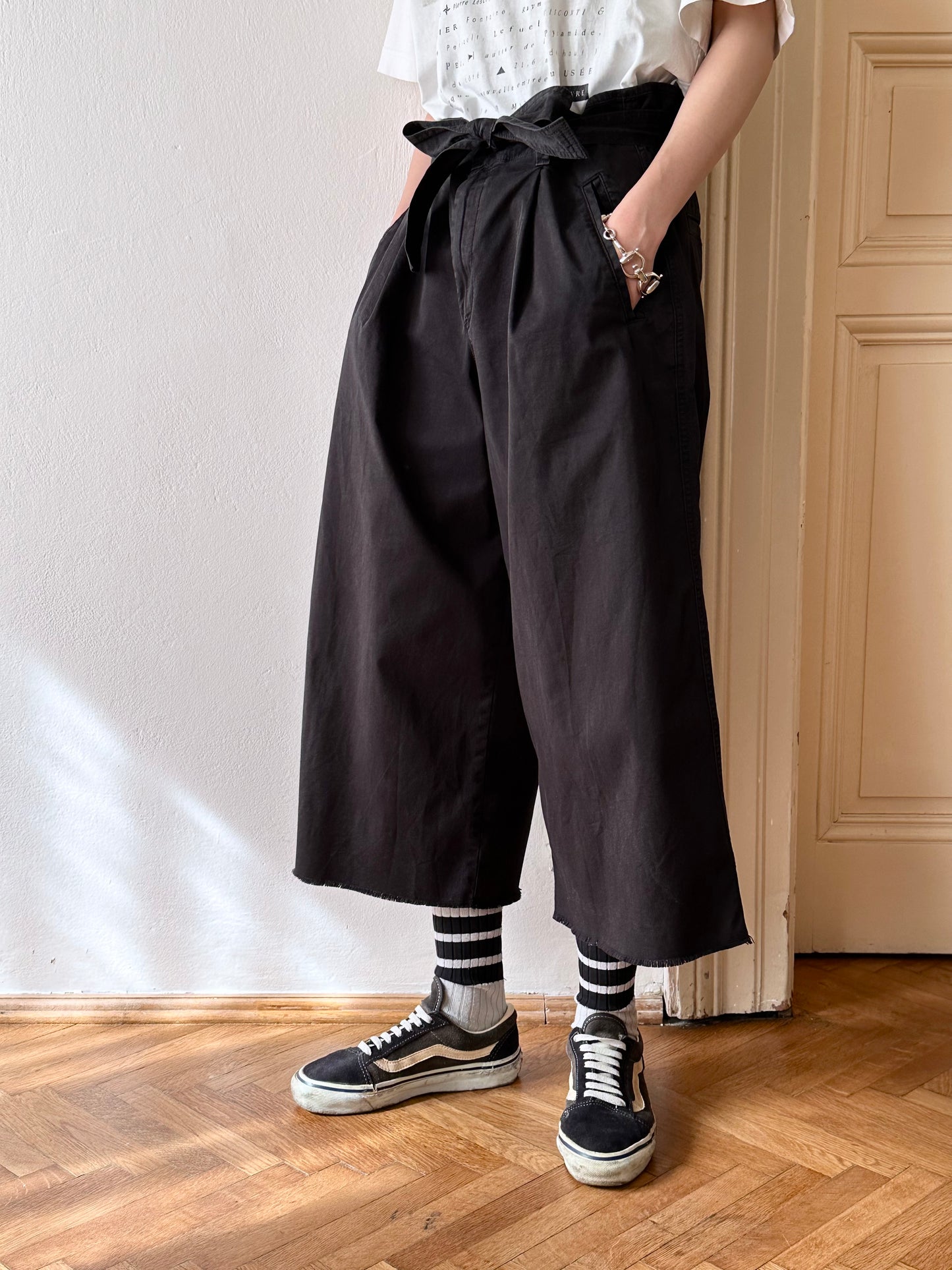 GAP 3/4 cropped baggy pants