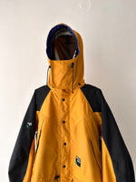 90s UK Sprayway gore-tex parka.