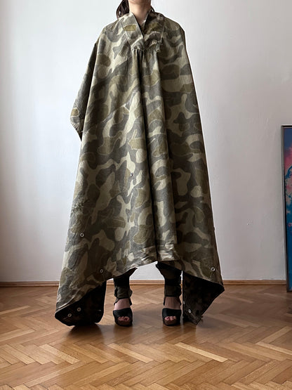 1960's Australian Army Reversible Tent Sheet 60年代 オーストラリア軍 テント生地 Vintage Military Toto Praha Prague プラハ  古着屋 古着 Vintage store ミリタリー ユーロ 古着 ヨーロッパ古着 ユーロミリタリー ヨーロッパミリタリー