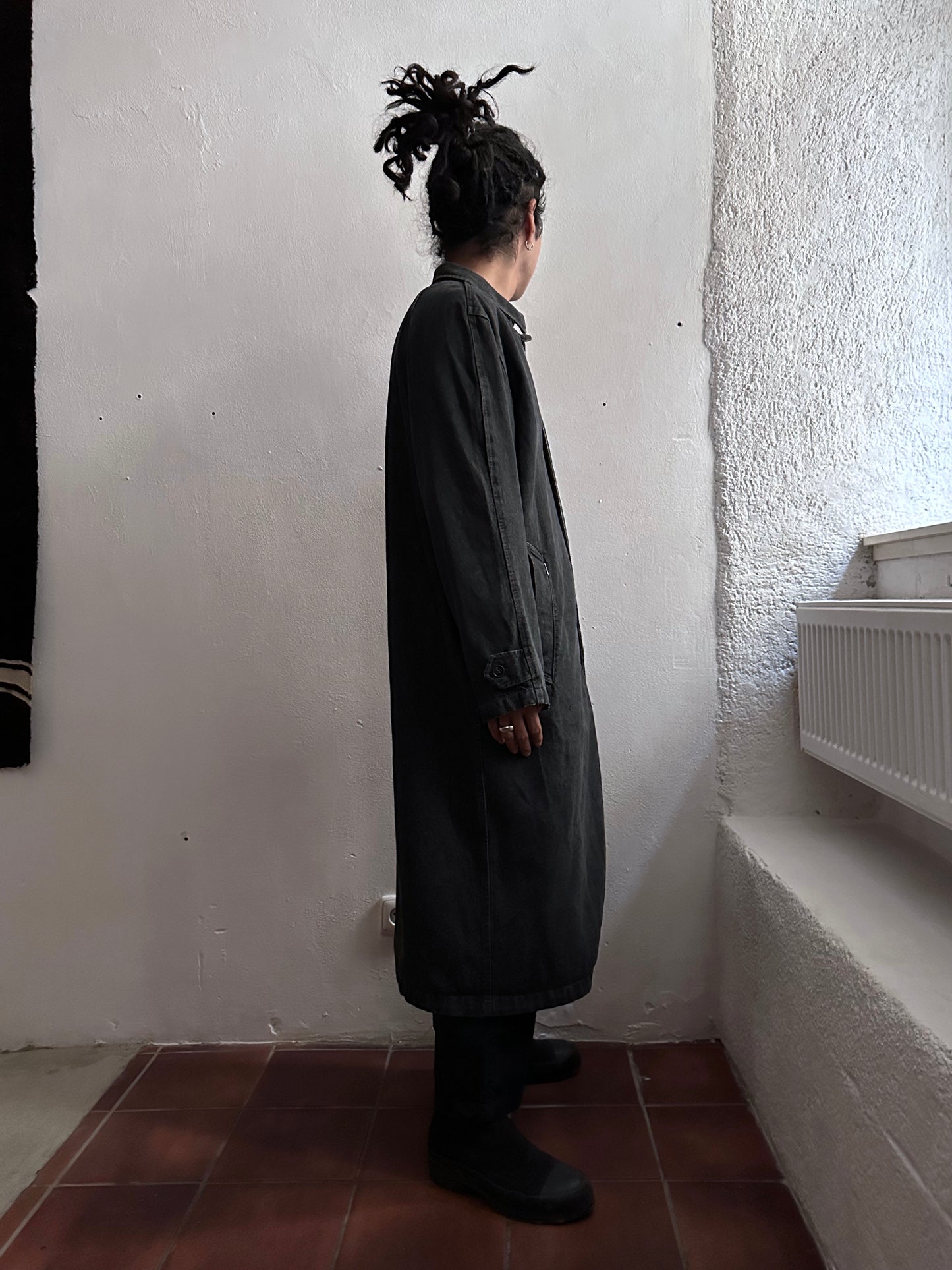 80's Levi's Black denim coat Vintage Made in Italy 80年代 リーバイス ブラックデニム コート Rare レア イタリア製 ヴィンテージ Toto Praha Vintage clothing store Antique shop Prague 古着屋 アンティークショップ プラハ ユーロ古着  ヨーロッパ古着 古着卸 