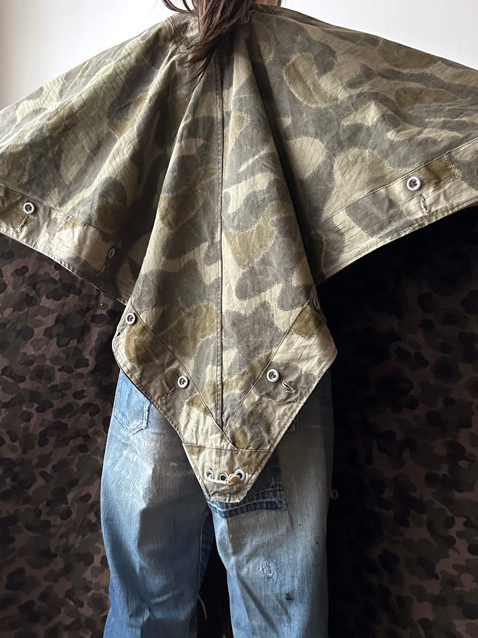 1960's Australian Army Reversible Tent Sheet 60年代 オーストラリア軍 テント生地 Vintage Military Toto Praha Prague プラハ  古着屋 古着 Vintage store ミリタリー ユーロ 古着 ヨーロッパ古着 ユーロミリタリー ヨーロッパミリタリー