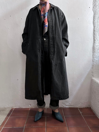 80's Levi's Black denim coat Vintage Made in Italy 80年代 リーバイス ブラックデニム コート Rare レア イタリア製 ヴィンテージ Toto Praha Vintage clothing store Antique shop Prague 古着屋 アンティークショップ プラハ ユーロ古着  ヨーロッパ古着 古着卸 
