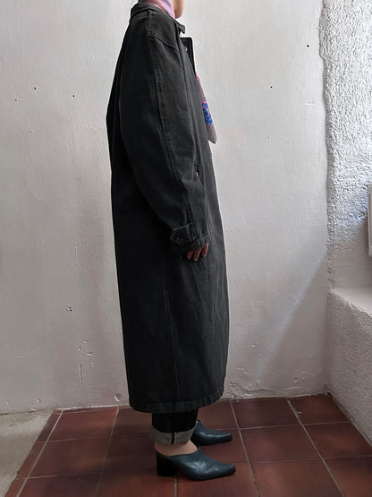 80's Levi's Black denim coat Vintage Made in Italy 80年代 リーバイス ブラックデニム コート Rare レア イタリア製 ヴィンテージ Toto Praha Vintage clothing store Antique shop Prague 古着屋 アンティークショップ プラハ ユーロ古着  ヨーロッパ古着 古着卸 