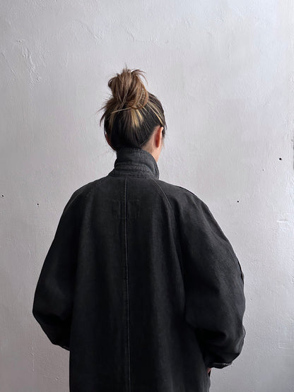 80's Levi's Black denim coat Vintage Made in Italy 80年代 リーバイス ブラックデニム コート Rare レア イタリア製 ヴィンテージ Toto Praha Vintage clothing store Antique shop Prague 古着屋 アンティークショップ プラハ ユーロ古着  ヨーロッパ古着 古着卸 