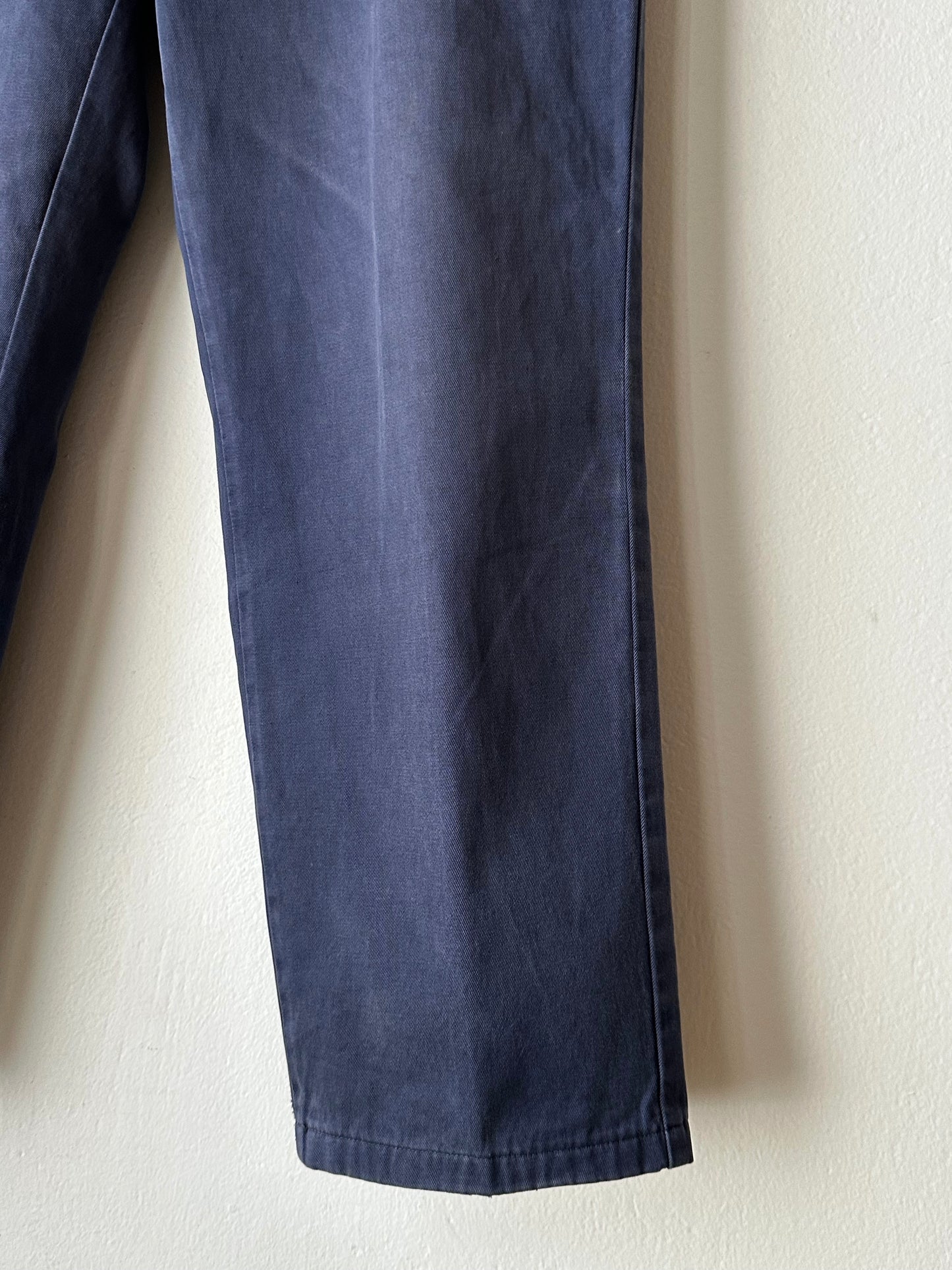1980s Stone Island navy chinos 80年代 Massimo osti マッシモマッシモオスティ Made in Italy イタリア製 ストーンアイランド 紺色 チノパン Toto Praha Vintage clothing shop Antique shop 古着屋 プラハ Showroom appointment Prague ユーロ古着 ヨーロッパ古着 古着卸 ヴィンテージ