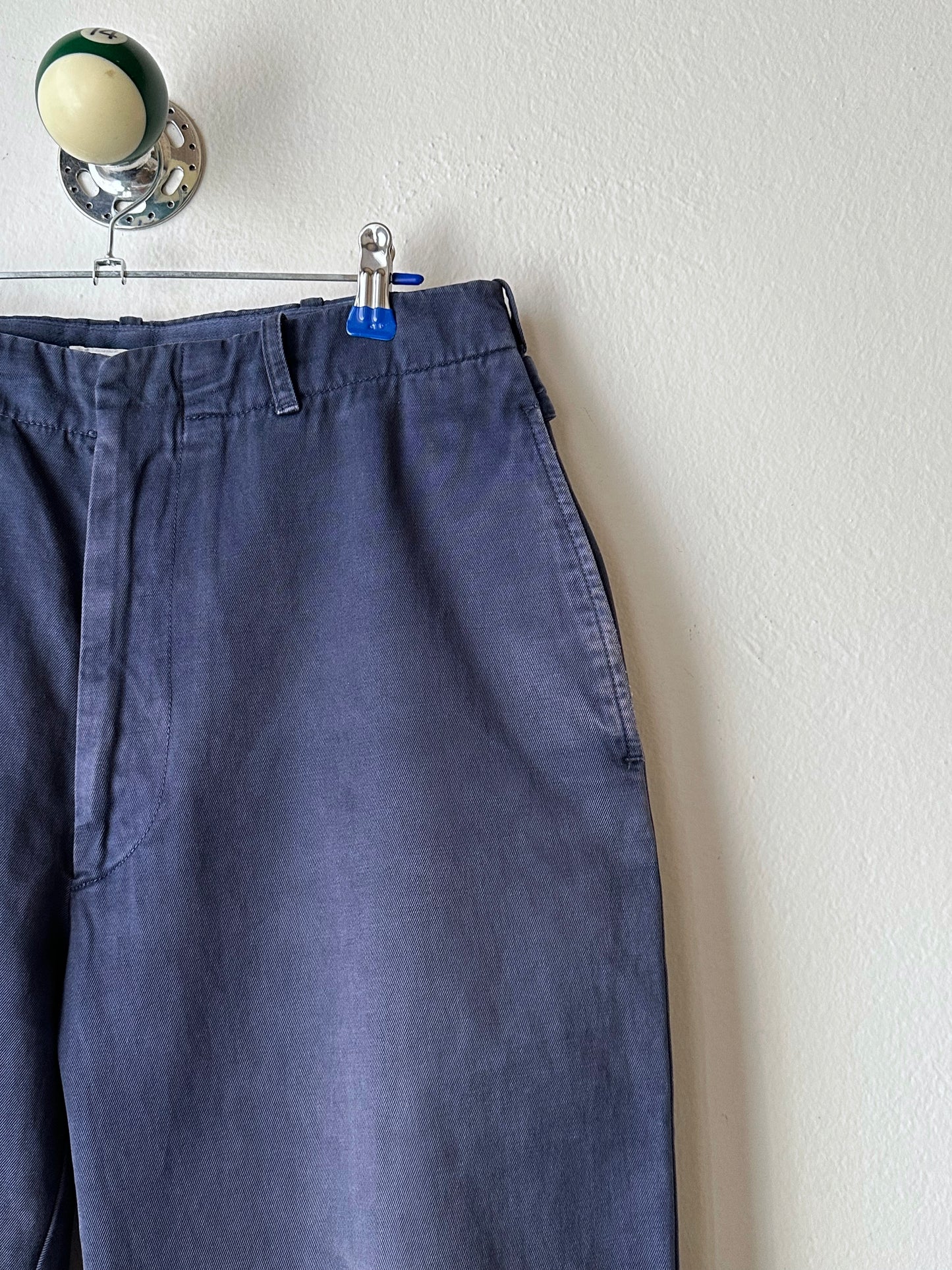 1980s Stone Island navy chinos 80年代 Massimo osti マッシモマッシモオスティ Made in Italy イタリア製 ストーンアイランド 紺色 チノパン Toto Praha Vintage clothing shop Antique shop 古着屋 プラハ Showroom appointment Prague ユーロ古着 ヨーロッパ古着 古着卸 ヴィンテージ