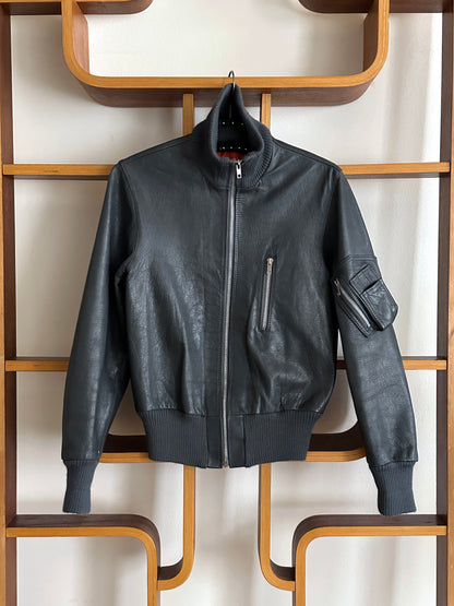 1990s German Air Force Leather Flight Jacket Luftwaffe Bundeswehr ドイツ軍 空軍 パイロット Pilot jacket エアフォース グレー 灰色 レザー ジャケット 90年代 Toto Praha Vintage clothing shop Antique shop 古着屋 プラハ Showroom appointment Prague ユーロ古着 ヨーロッパ古着 古着卸 ヴィンテージ