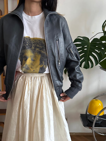 1990s German Air Force Leather Flight Jacket Luftwaffe Bundeswehr ドイツ軍 空軍 パイロット Pilot jacket エアフォース グレー 灰色 レザー ジャケット 90年代 Toto Praha Vintage clothing shop Antique shop 古着屋 プラハ Showroom appointment Prague ユーロ古着 ヨーロッパ古着 古着卸 ヴィンテージ