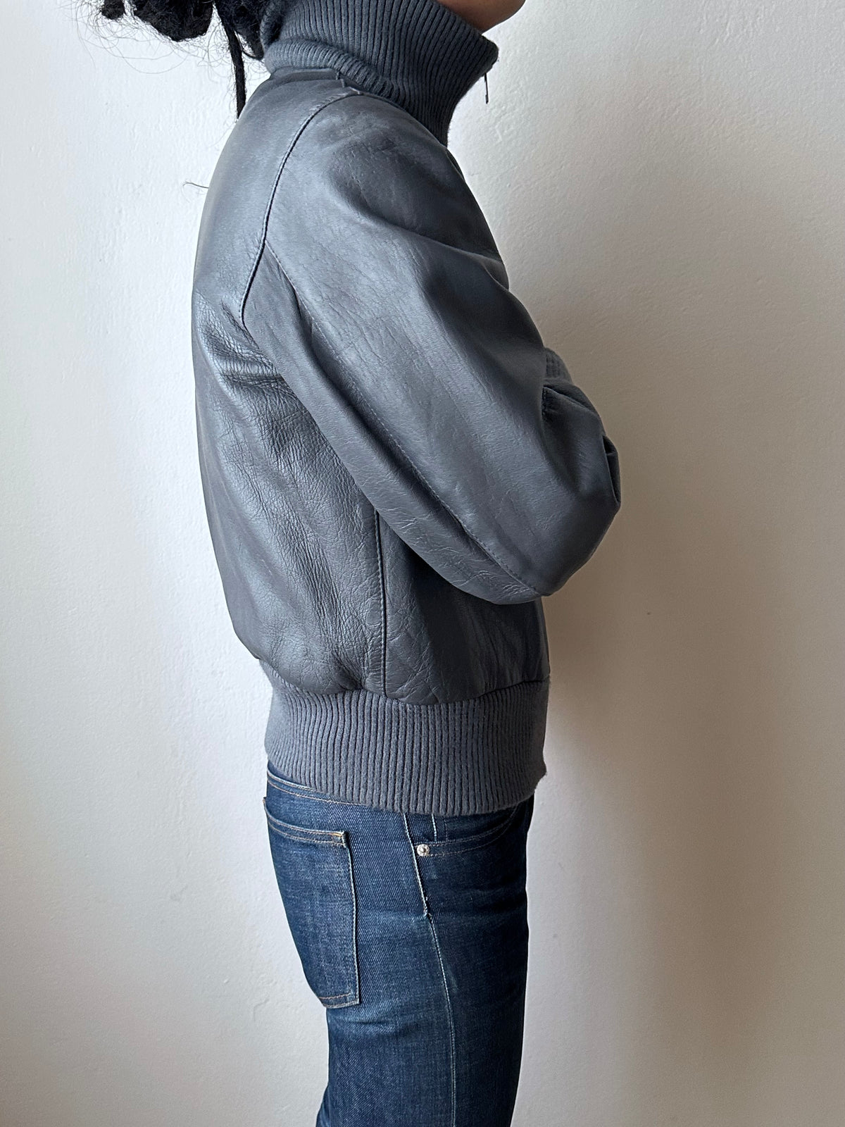 1990s German Air Force Leather Flight Jacket Luftwaffe Bundeswehr ドイツ軍 空軍 パイロット Pilot jacket エアフォース グレー 灰色 レザー ジャケット 90年代 Toto Praha Vintage clothing shop Antique shop 古着屋 プラハ Showroom appointment Prague ユーロ古着 ヨーロッパ古着 古着卸 ヴィンテージ