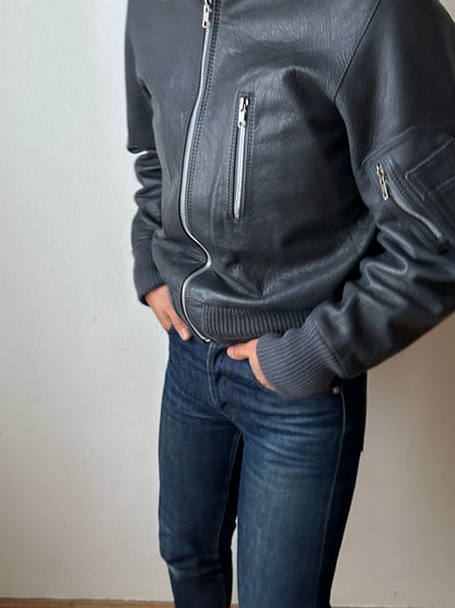 1990s German Air Force Leather Flight Jacket Luftwaffe Bundeswehr ドイツ軍 空軍 パイロット Pilot jacket エアフォース グレー 灰色 レザー ジャケット 90年代 Toto Praha Vintage clothing shop Antique shop 古着屋 プラハ Showroom appointment Prague ユーロ古着 ヨーロッパ古着 古着卸 ヴィンテージ