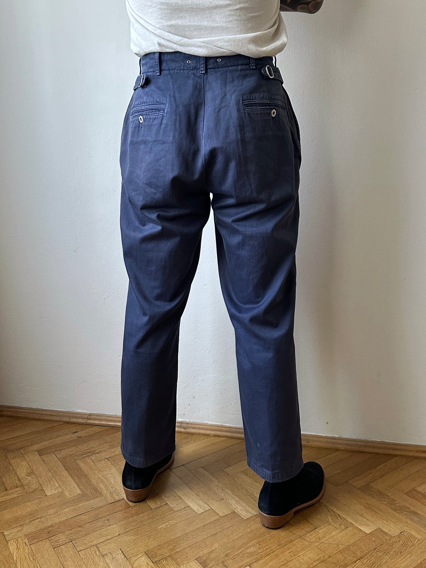 1980s Stone Island navy chinos 80年代 Massimo osti マッシモマッシモオスティ Made in Italy イタリア製 ストーンアイランド 紺色 チノパン Toto Praha Vintage clothing shop Antique shop 古着屋 プラハ Showroom appointment Prague ユーロ古着 ヨーロッパ古着 古着卸 ヴィンテージ