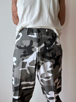 1990s US army monotone camo trousers - w22-30