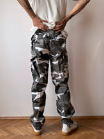 1990s US army monotone camo trousers - w22-30