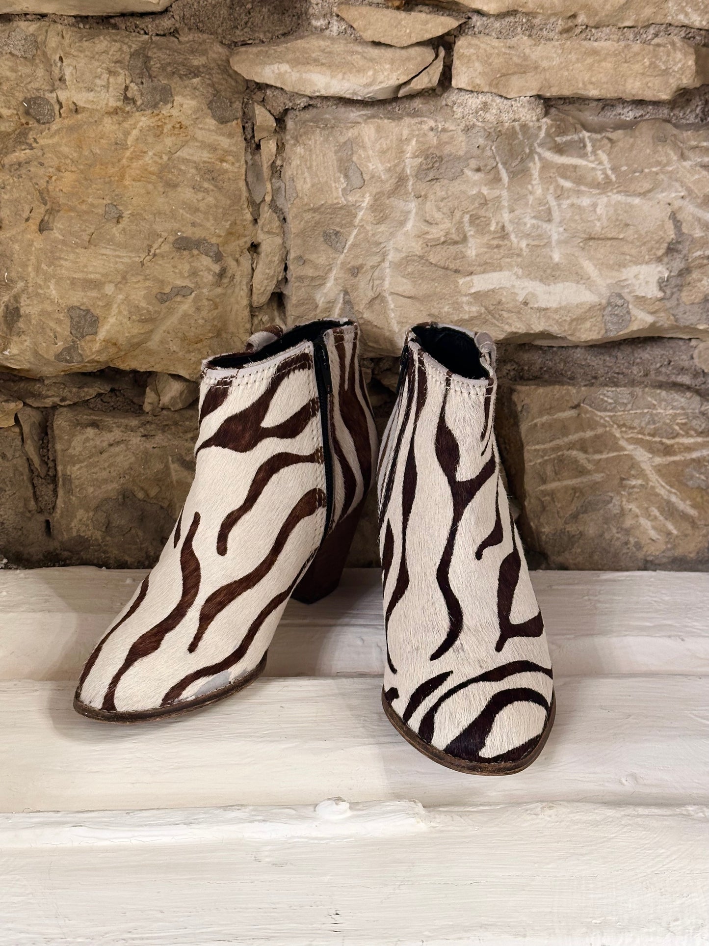 haircalf zebra fur boots