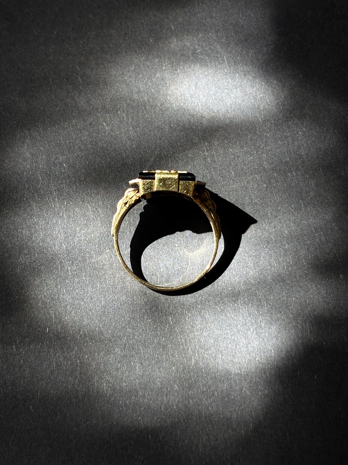 1920-30s Artdeco Czechoslovakia signet ring Au585/Onyx