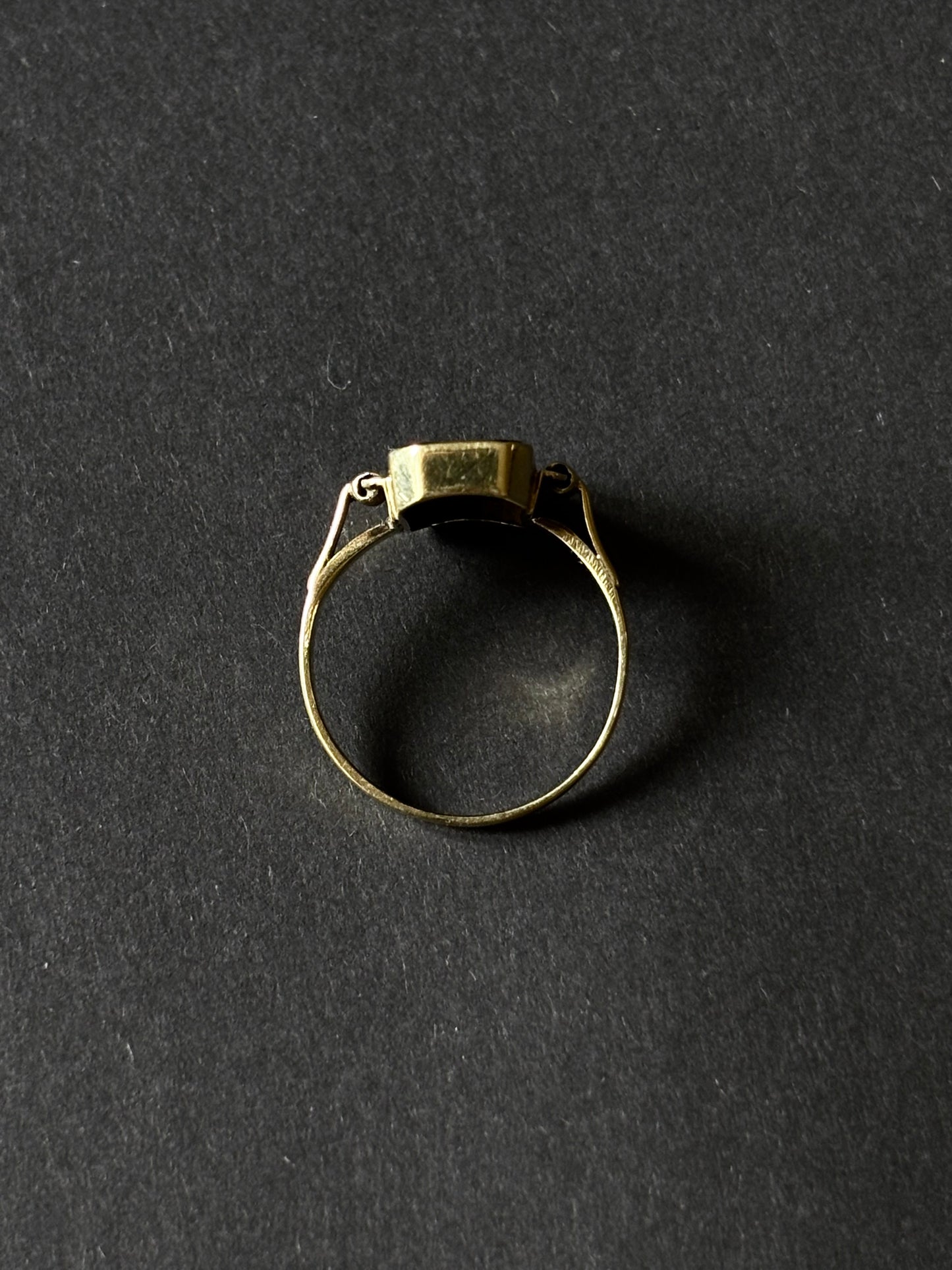20-30s Artdeco Czechoslovakia signet ring Au585/Onyx