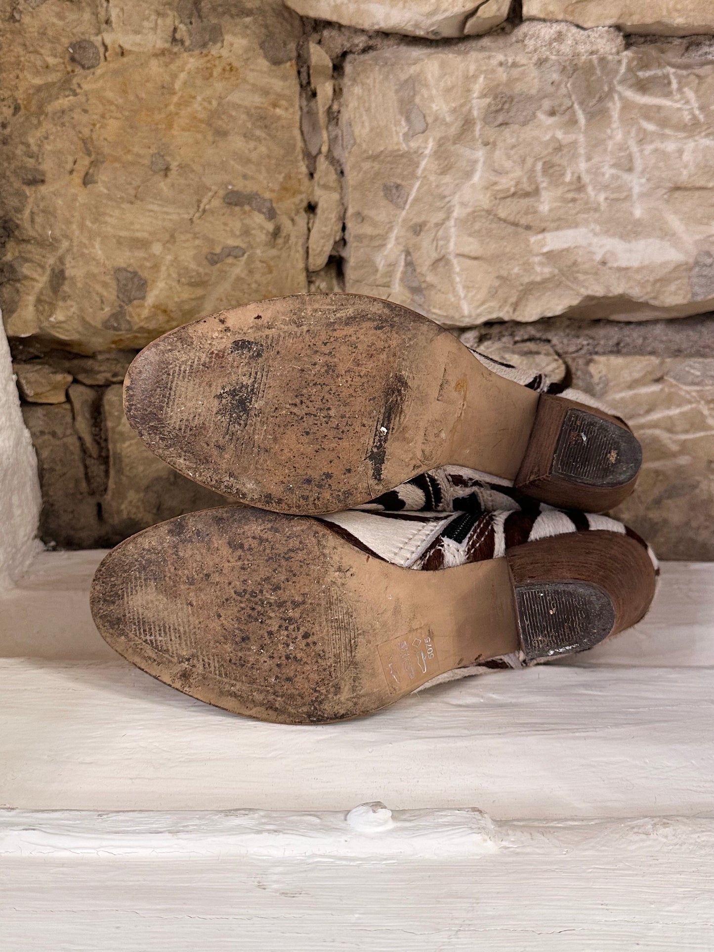 haircalf zebra fur boots