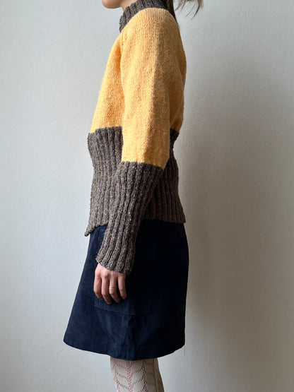 Handknitting zip sweater