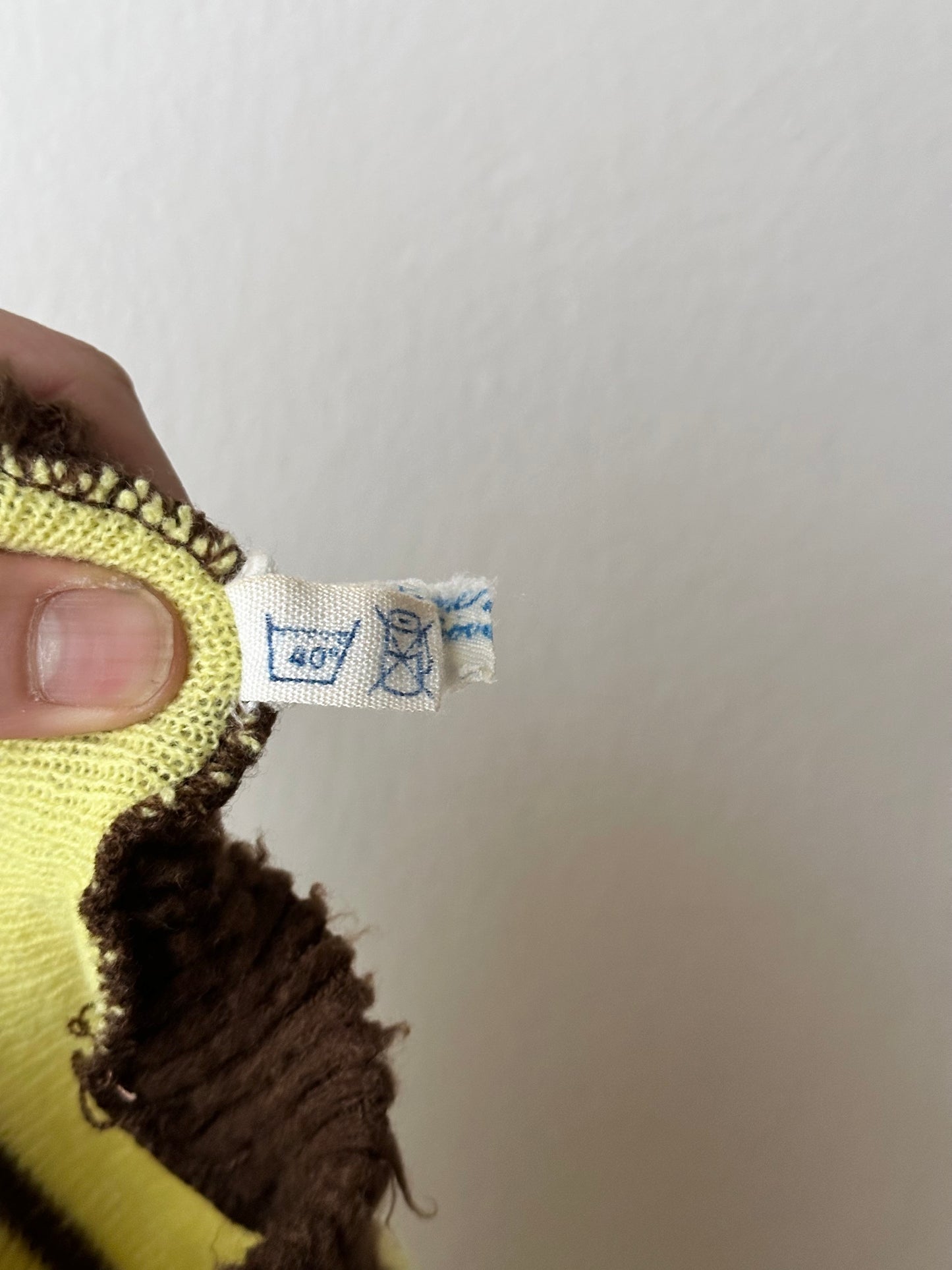 Hungarian vintage shaggy sweater