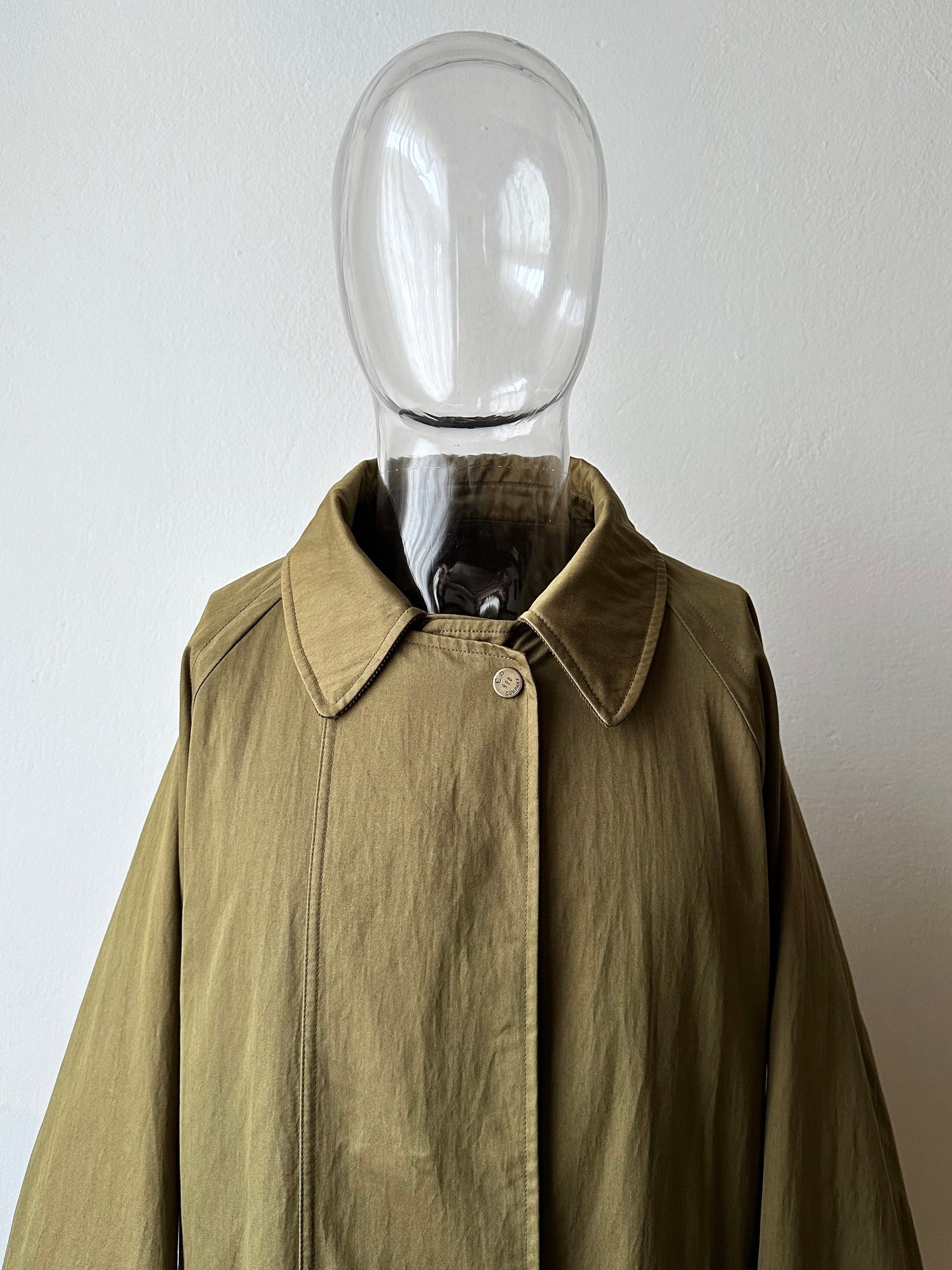 AW'90 1990's CP COMPANY Massimo osti reversible coat リバーシブル コート Vintage Toto Praha Vintage clothing store Antique shop Made in Italy Stone Island ストーンアイランド マッシモオスティ ヴィンテージ 古着屋 ユーロ古着 ヨーロッパ古着 90年代 Cotton Nylon コットン ナイロン コーデュロイ 90年 秋冬 Prague プラハ Rare レア Archive 