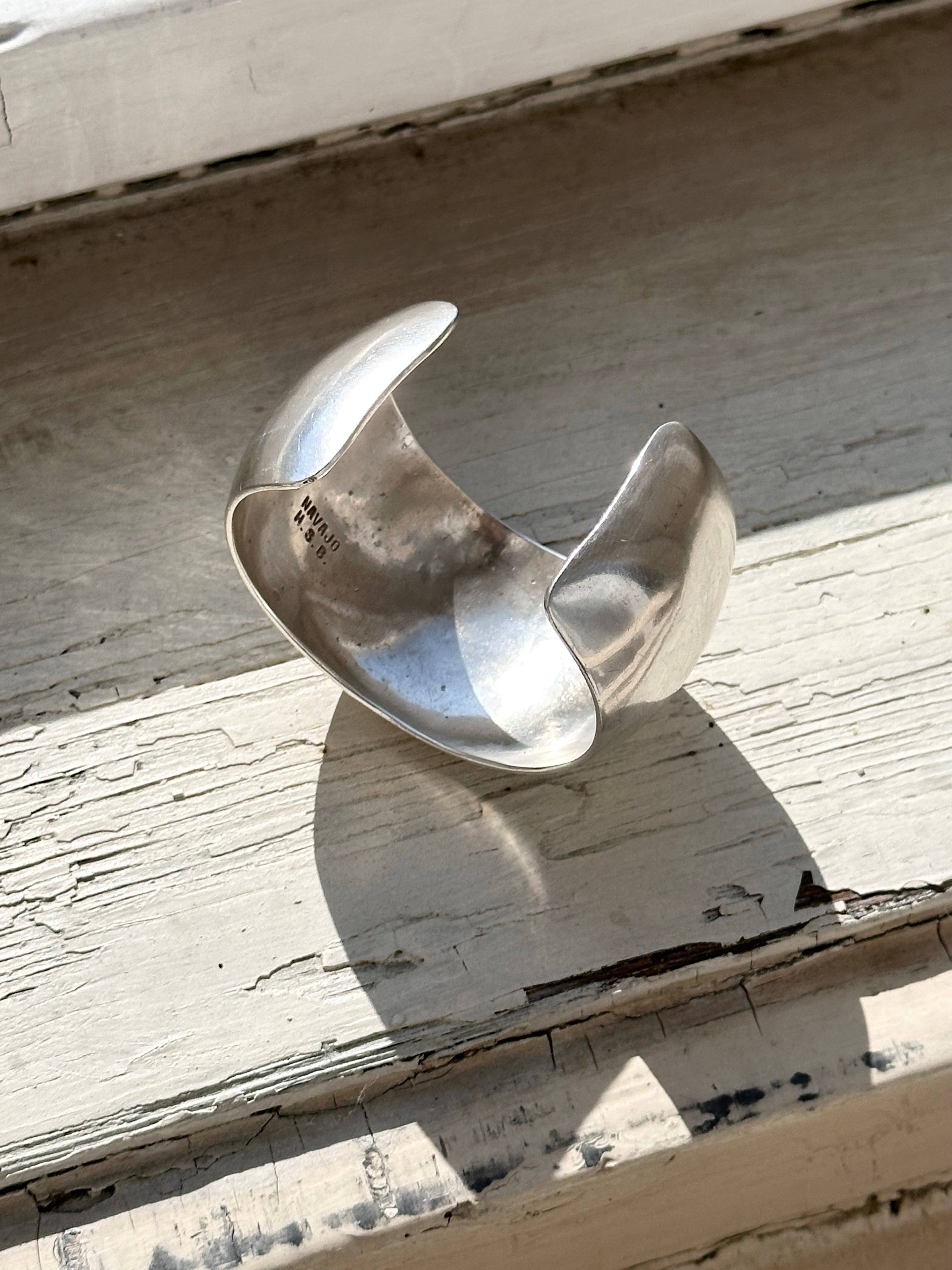 1980s Navajo Native American cuff bangle by Howard S. Begay – TOTO