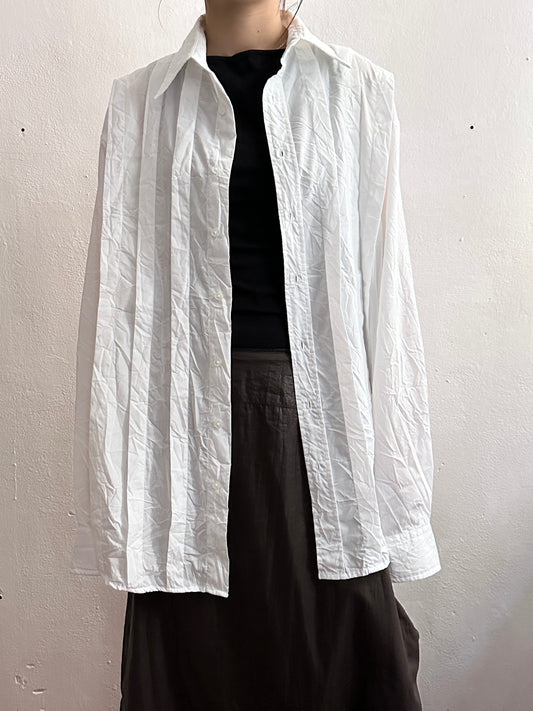 90s crinkled shirt