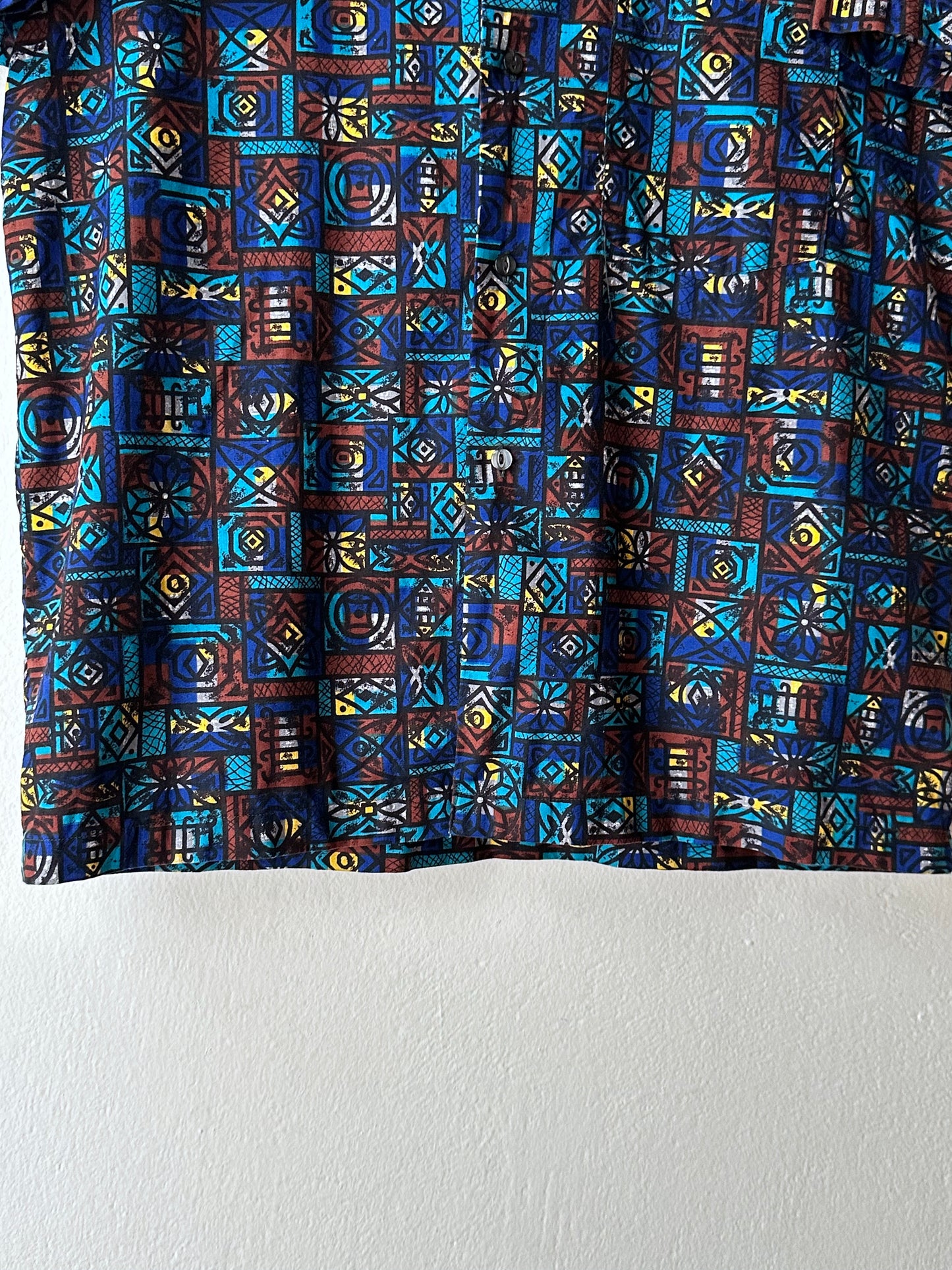 1970s England leisure shirt