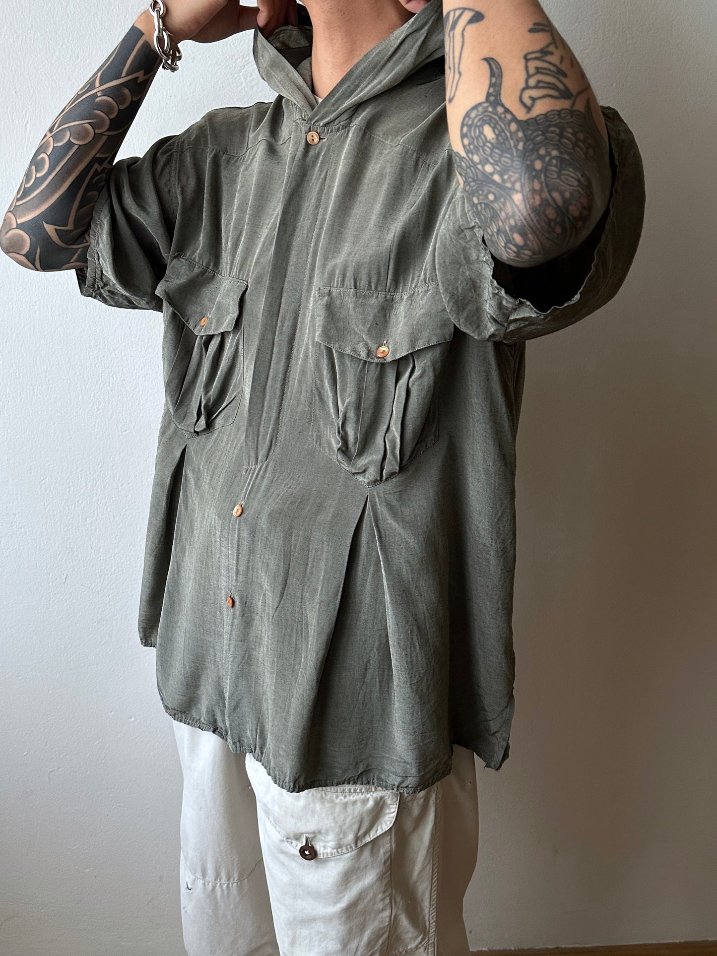 1980s Italy Viscosa shirt