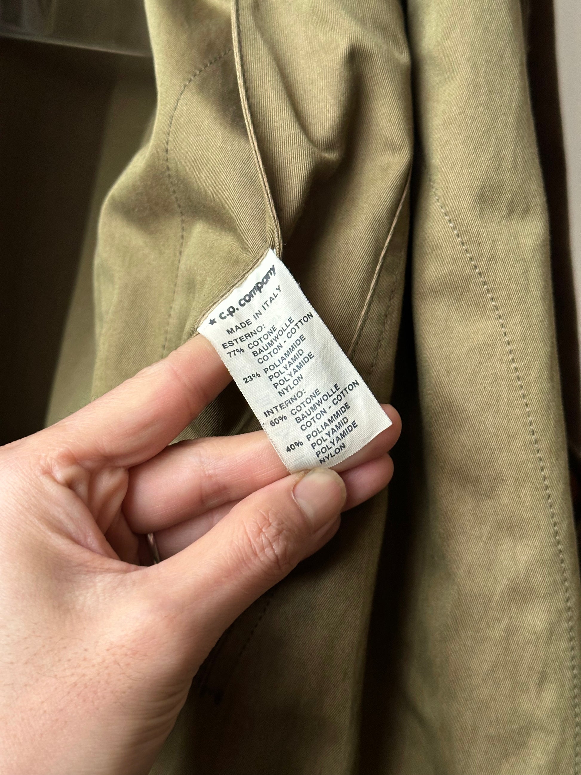 AW'90 1990's CP COMPANY Massimo osti reversible coat リバーシブル コート Vintage Toto Praha Vintage clothing store Antique shop Made in Italy Stone Island ストーンアイランド マッシモオスティ ヴィンテージ 古着屋 ユーロ古着 ヨーロッパ古着 90年代 Cotton Nylon コットン ナイロン コーデュロイ 90年 秋冬 Prague プラハ Rare レア Archive 