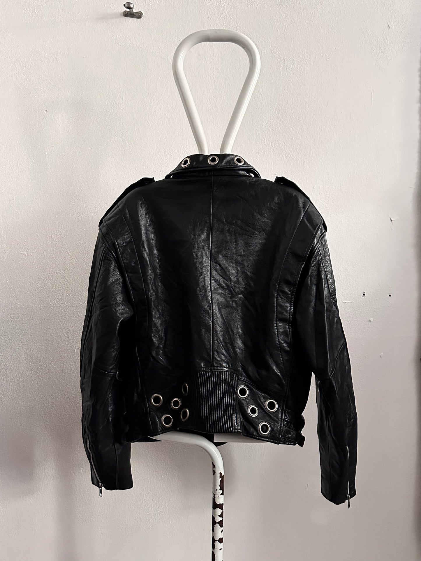 90s leather punched bikers jacket