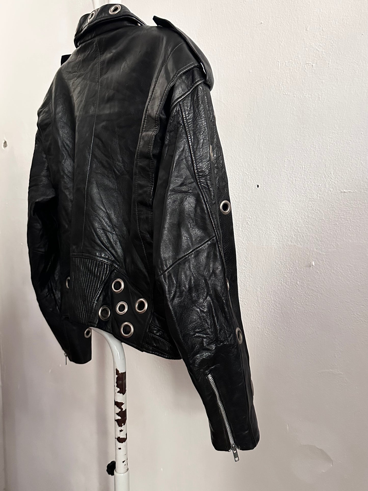 90s leather punched bikers jacket