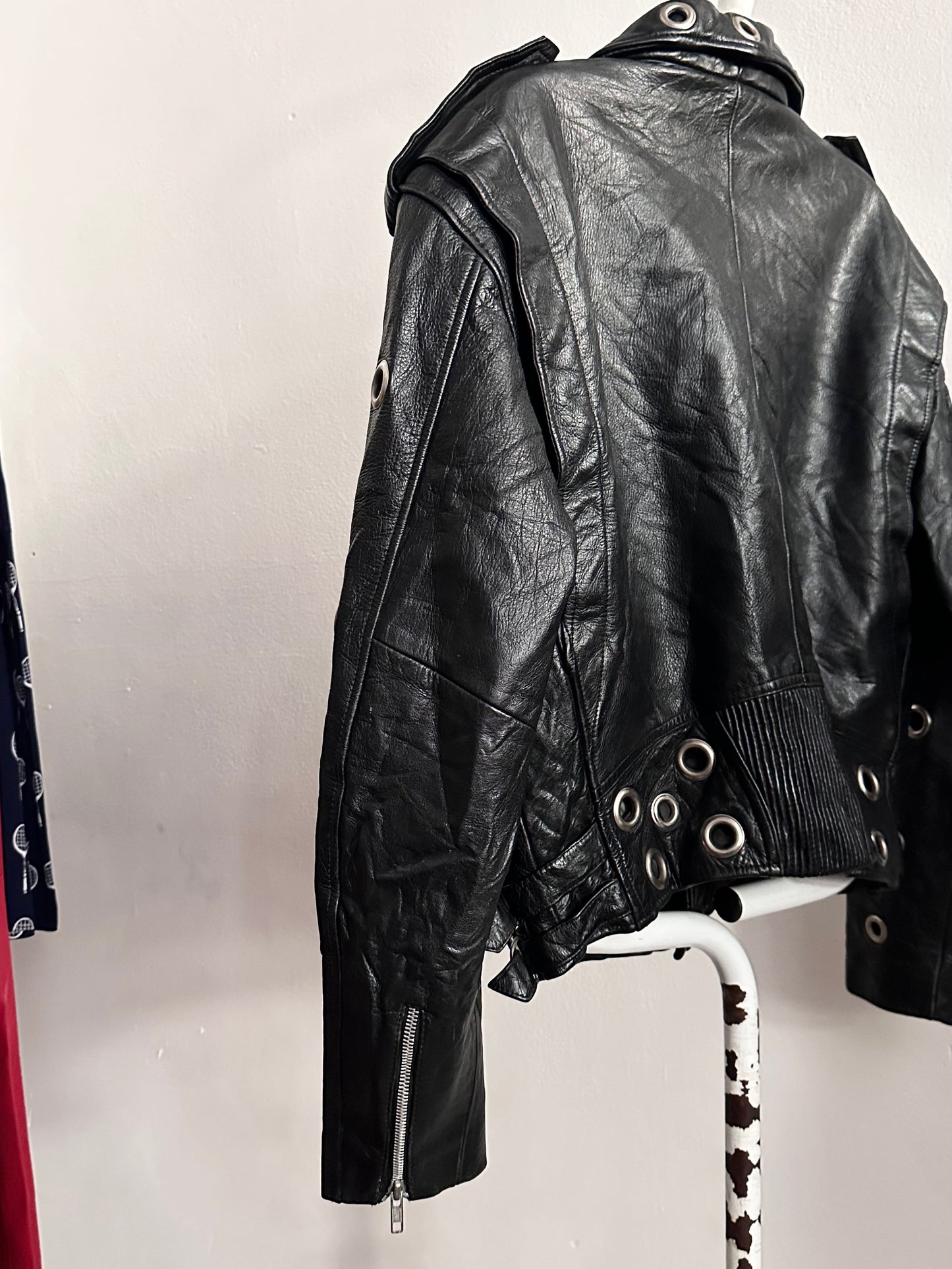 90s leather punched bikers jacket