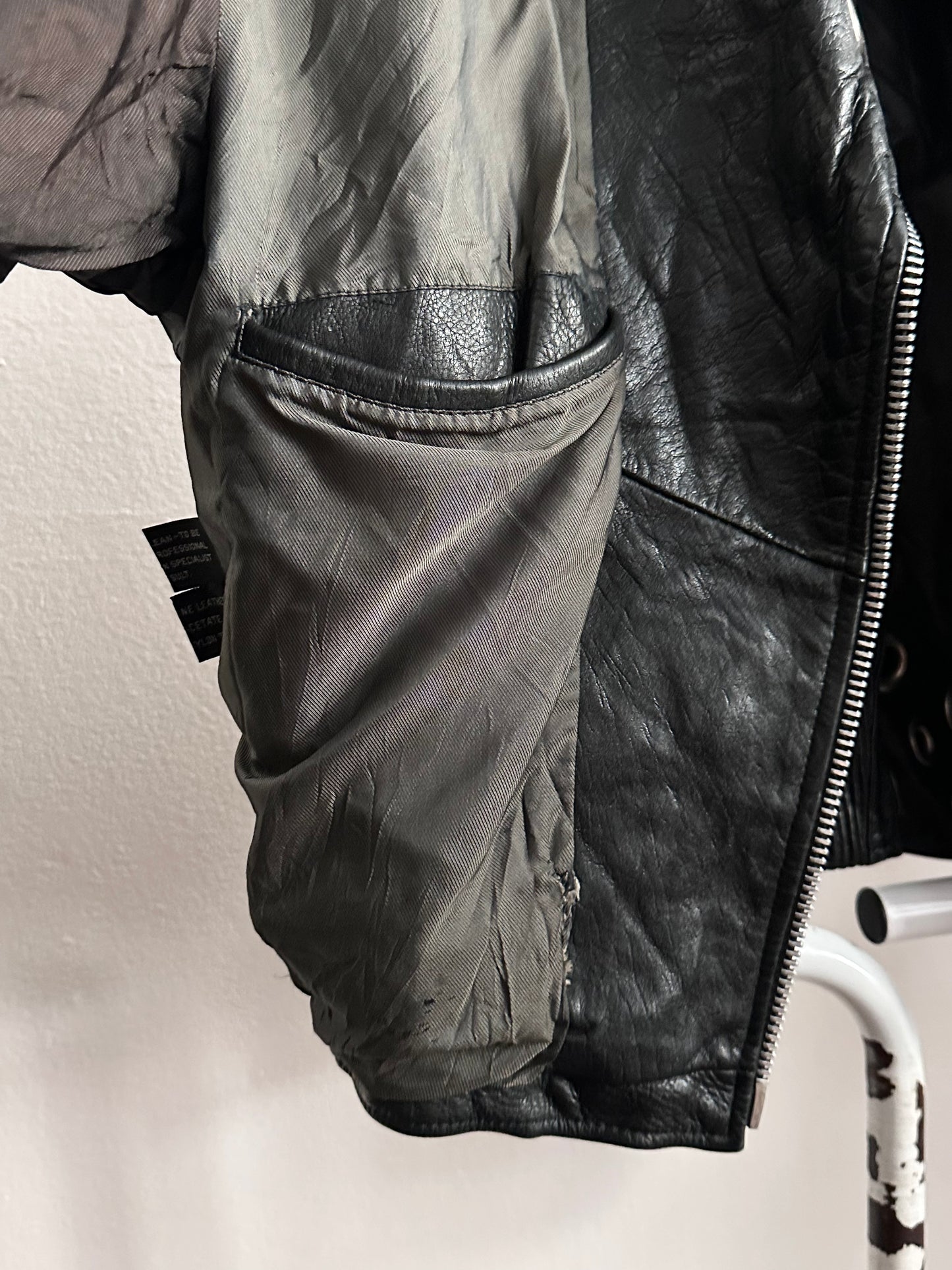 90s leather punched bikers jacket