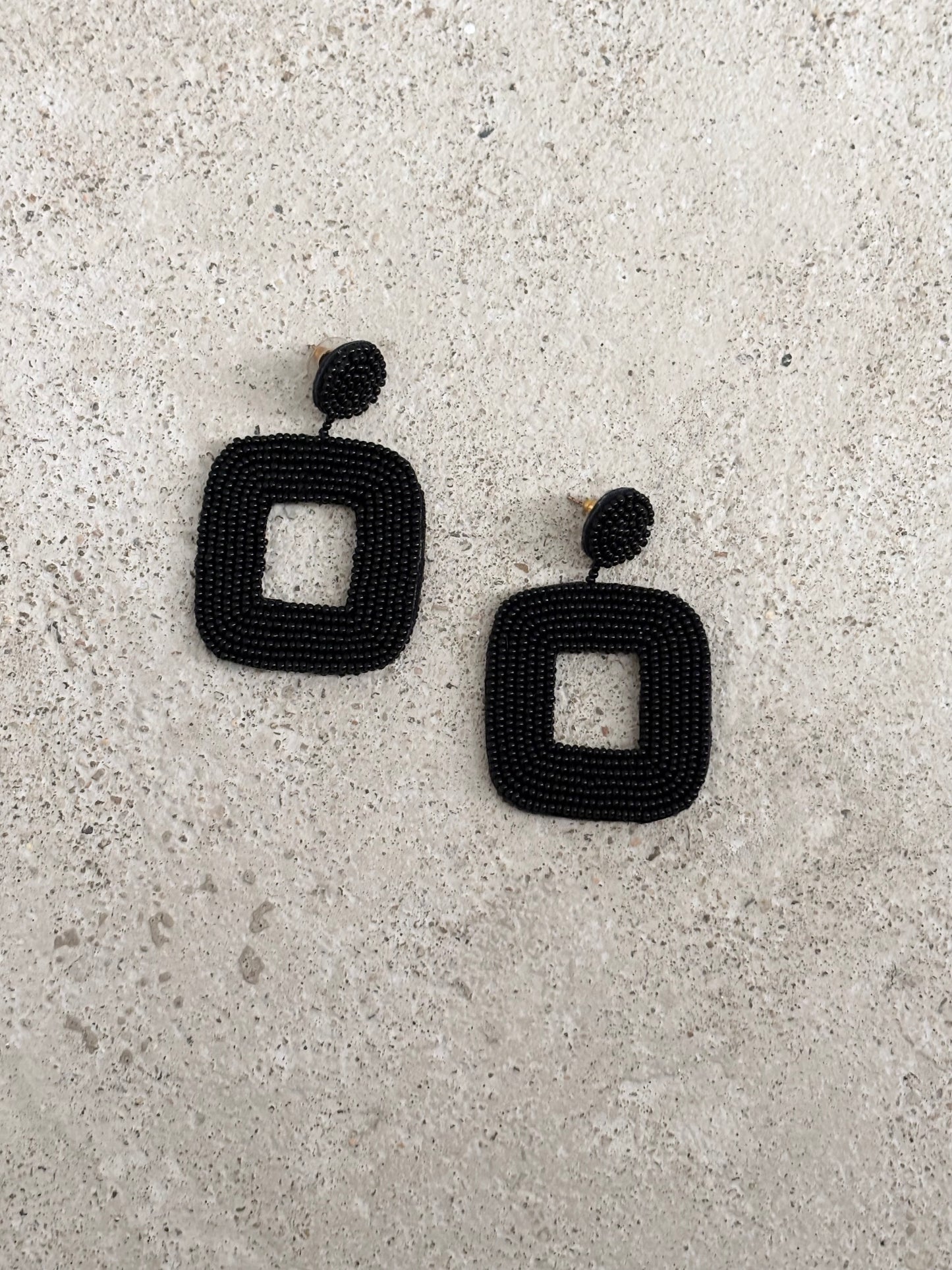 handmade black beads earrings