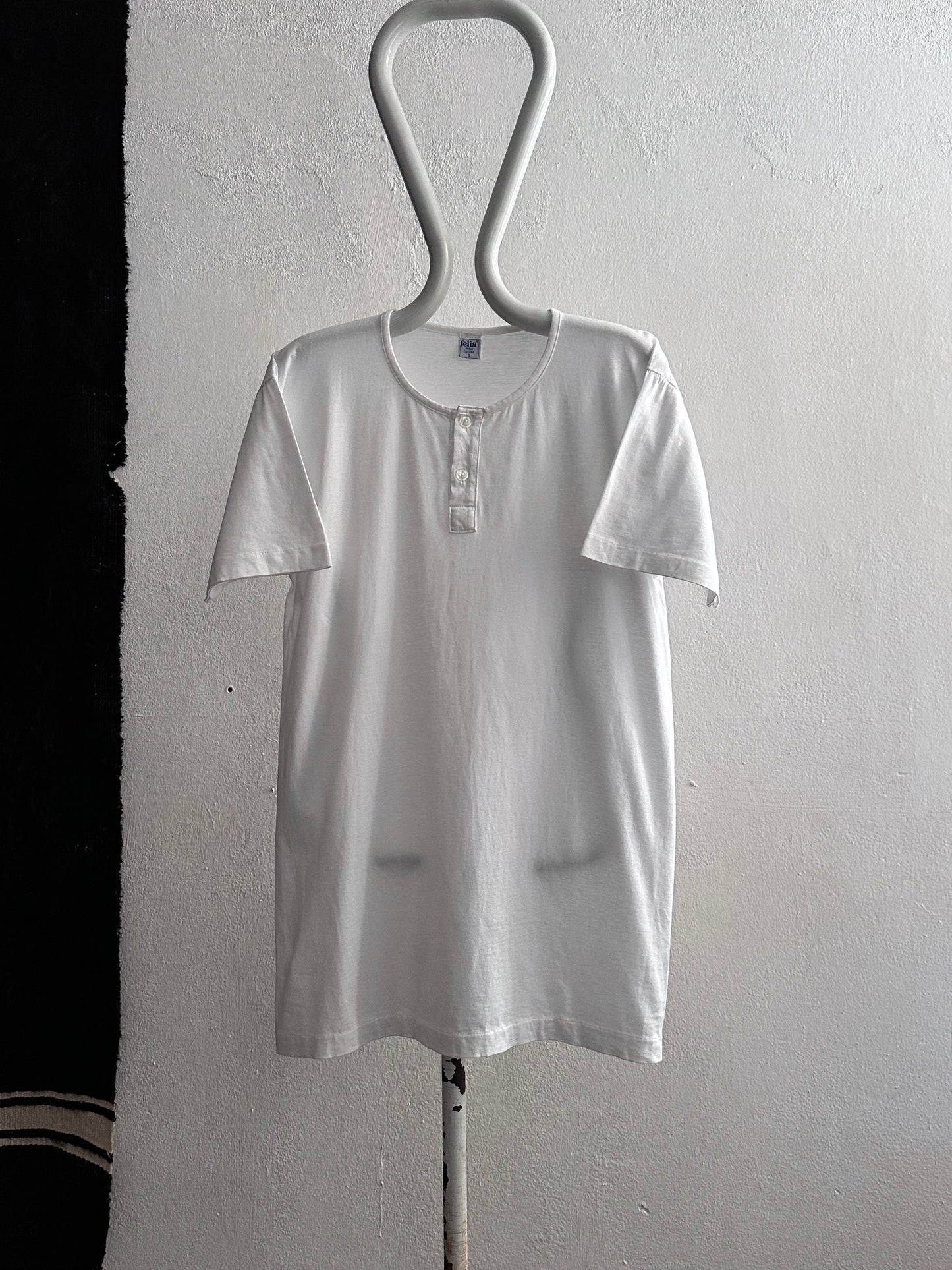 90s White Tee 4-Pack - L