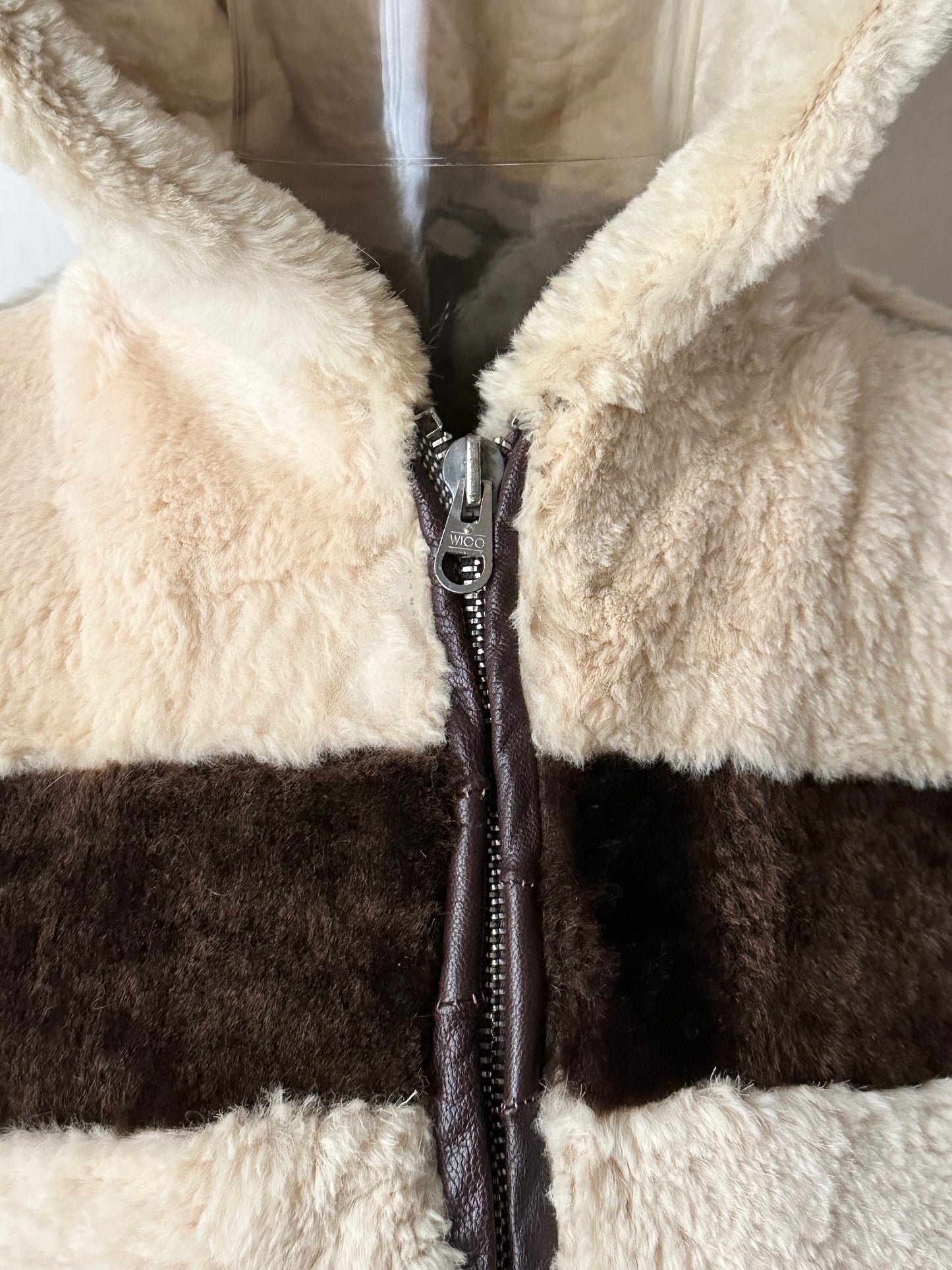 -60s Czechoslovakia real fur zip-up parka