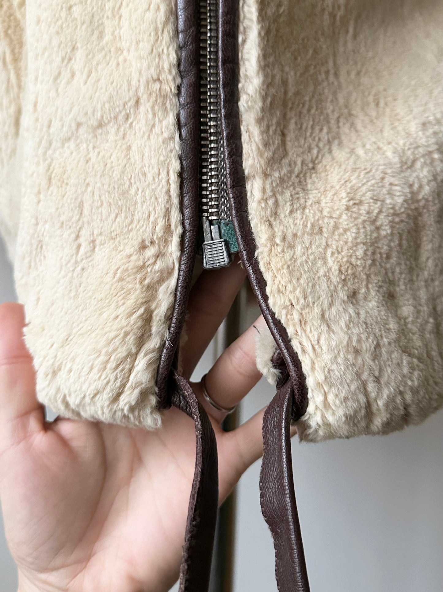 -60s Czechoslovakia real fur zip-up parka