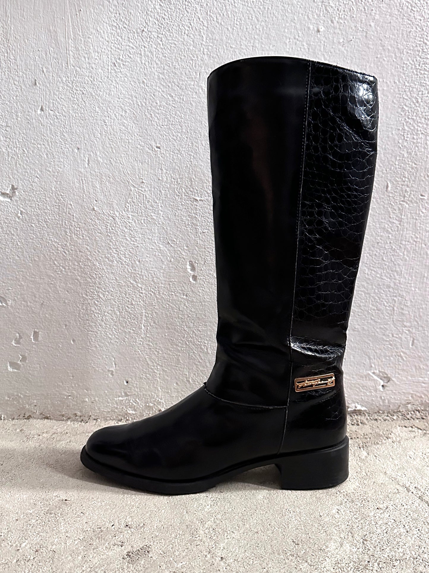 Late 70s-80s PERTTI PALMROTH Black leather boots - sz 8h