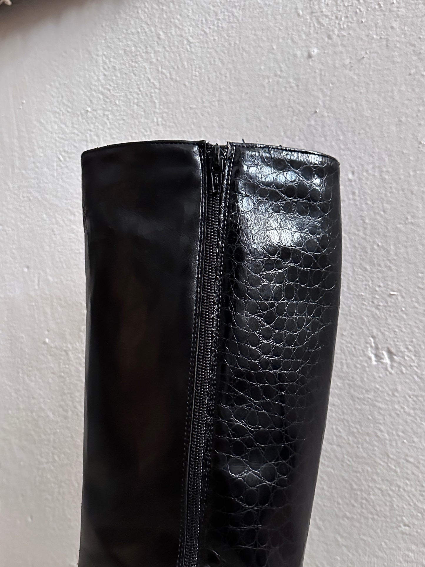 Late 70s-80s PERTTI PALMROTH Black leather boots - sz 8h