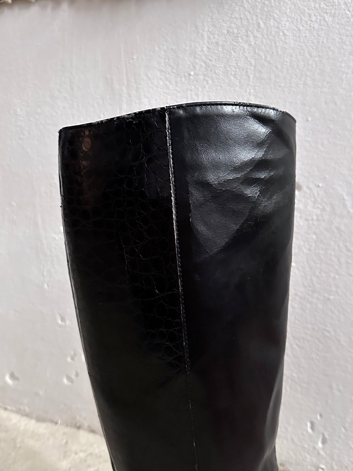 Late 70s-80s PERTTI PALMROTH Black leather boots - sz 8h