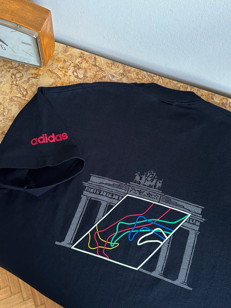 90's Adidas Berlin marathon Tee T-shirt Tシャツ 90年代 アディダス ベルリンマラソン 古着 Vintage ヴィンテージ プラハ 古着屋 Praha Prague Vintage store ユーロ古着 ヨーロッパ古着