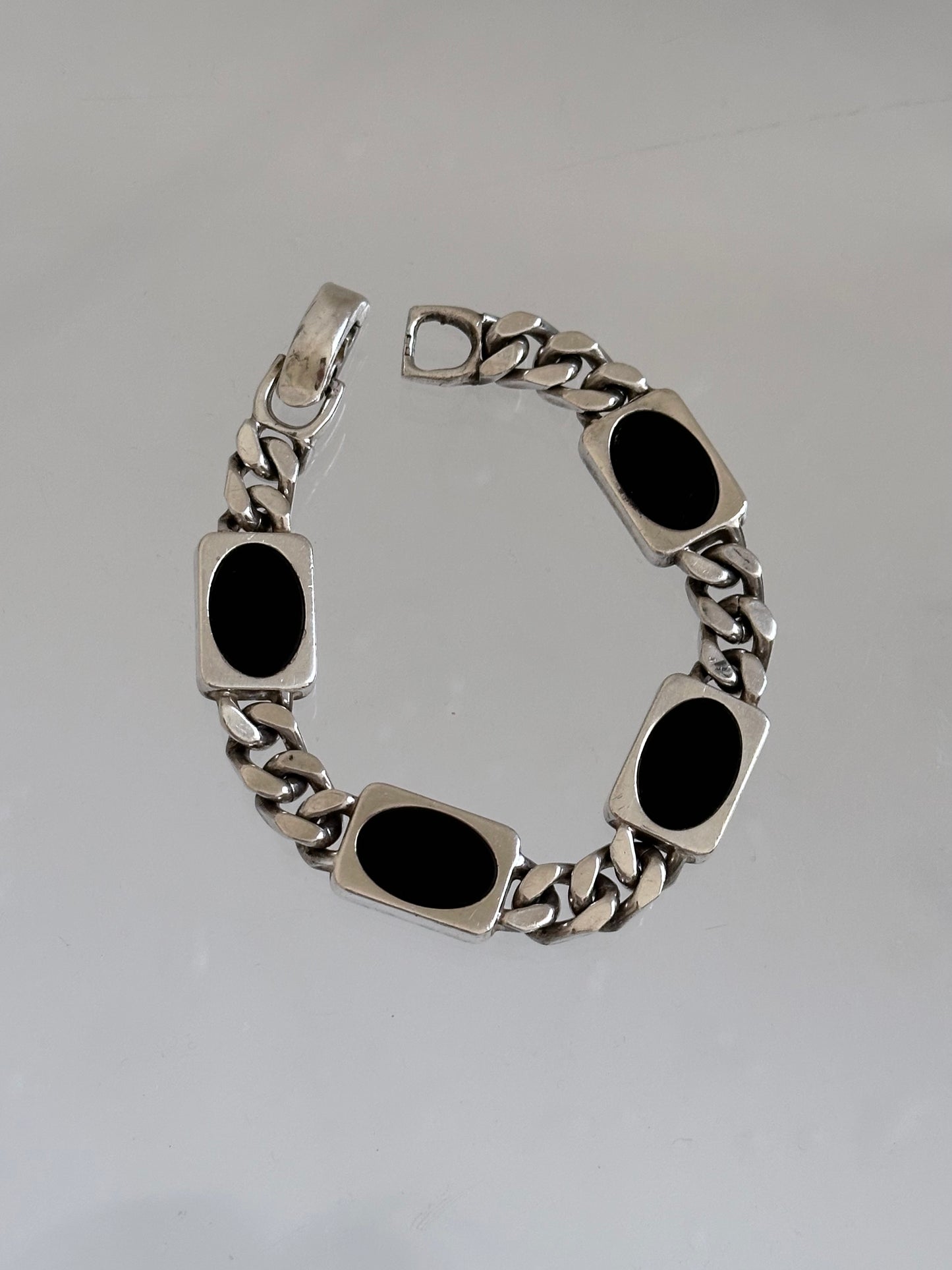 German 835 robust bracelet