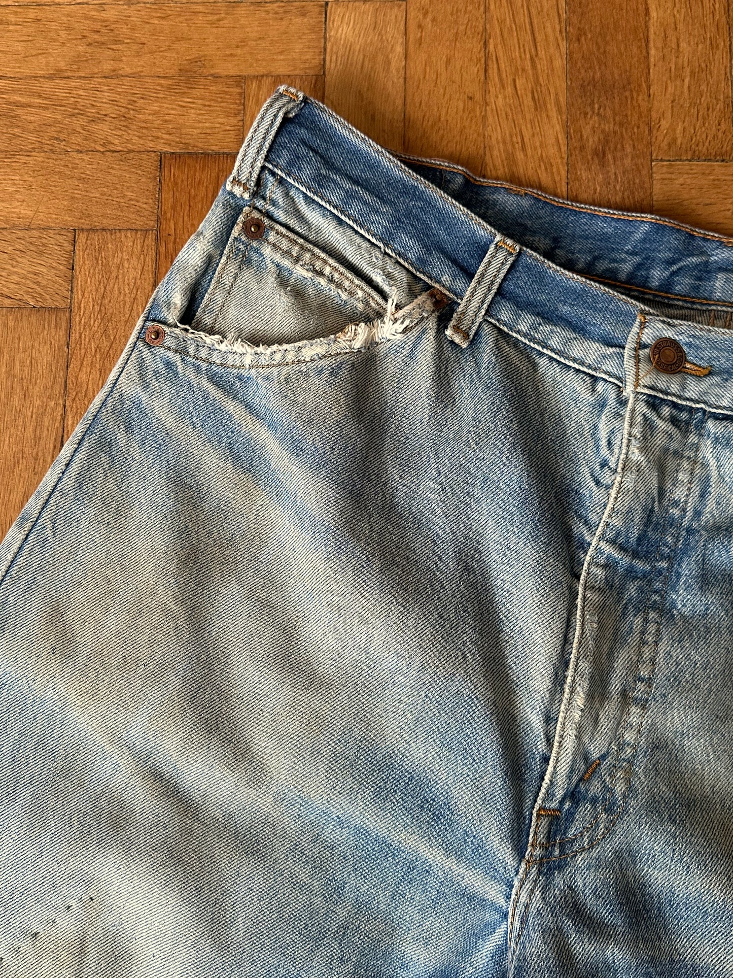90s Levi's denim trousers - w33