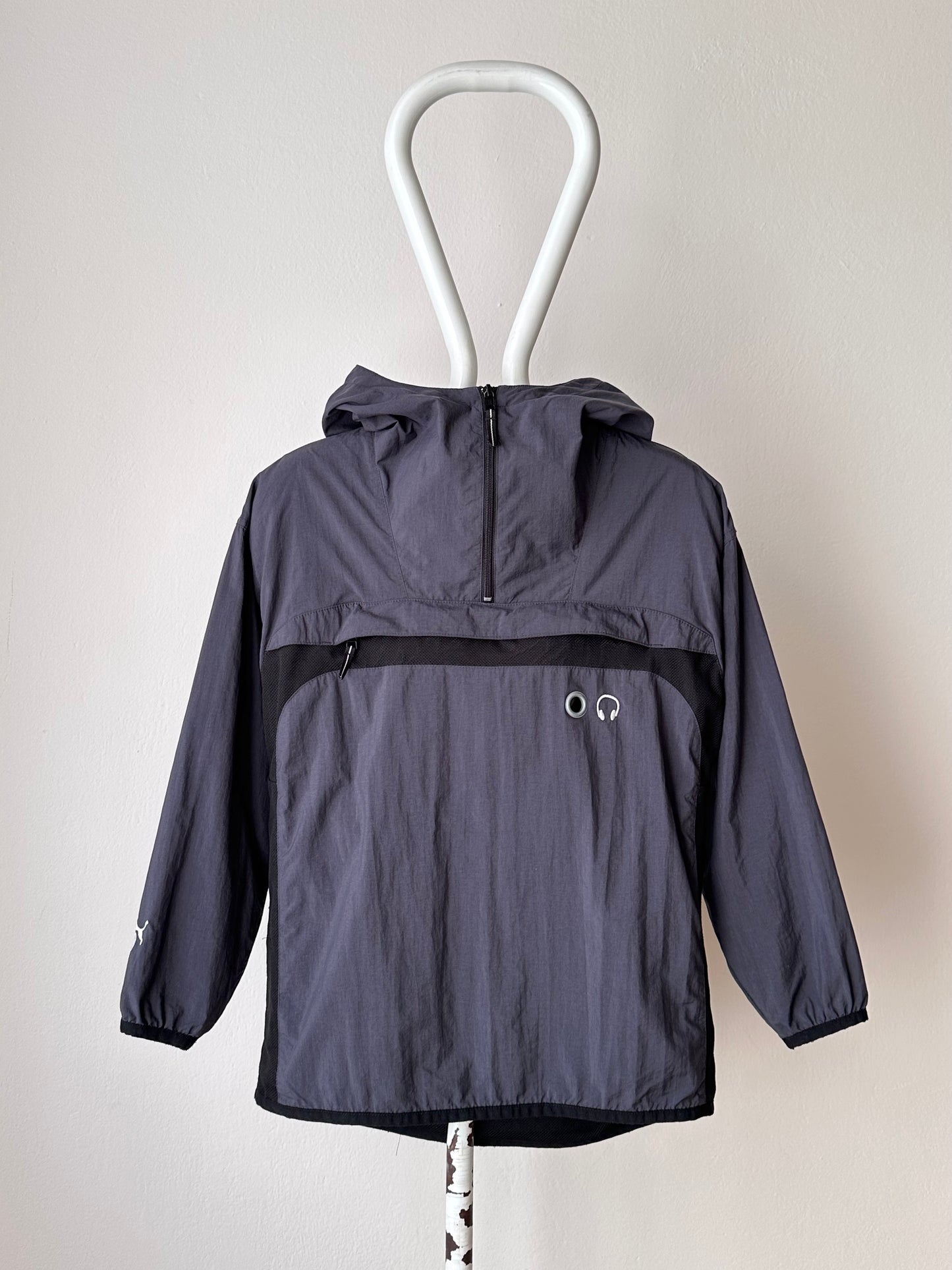 early 2000's PUMA packable nylon active smock