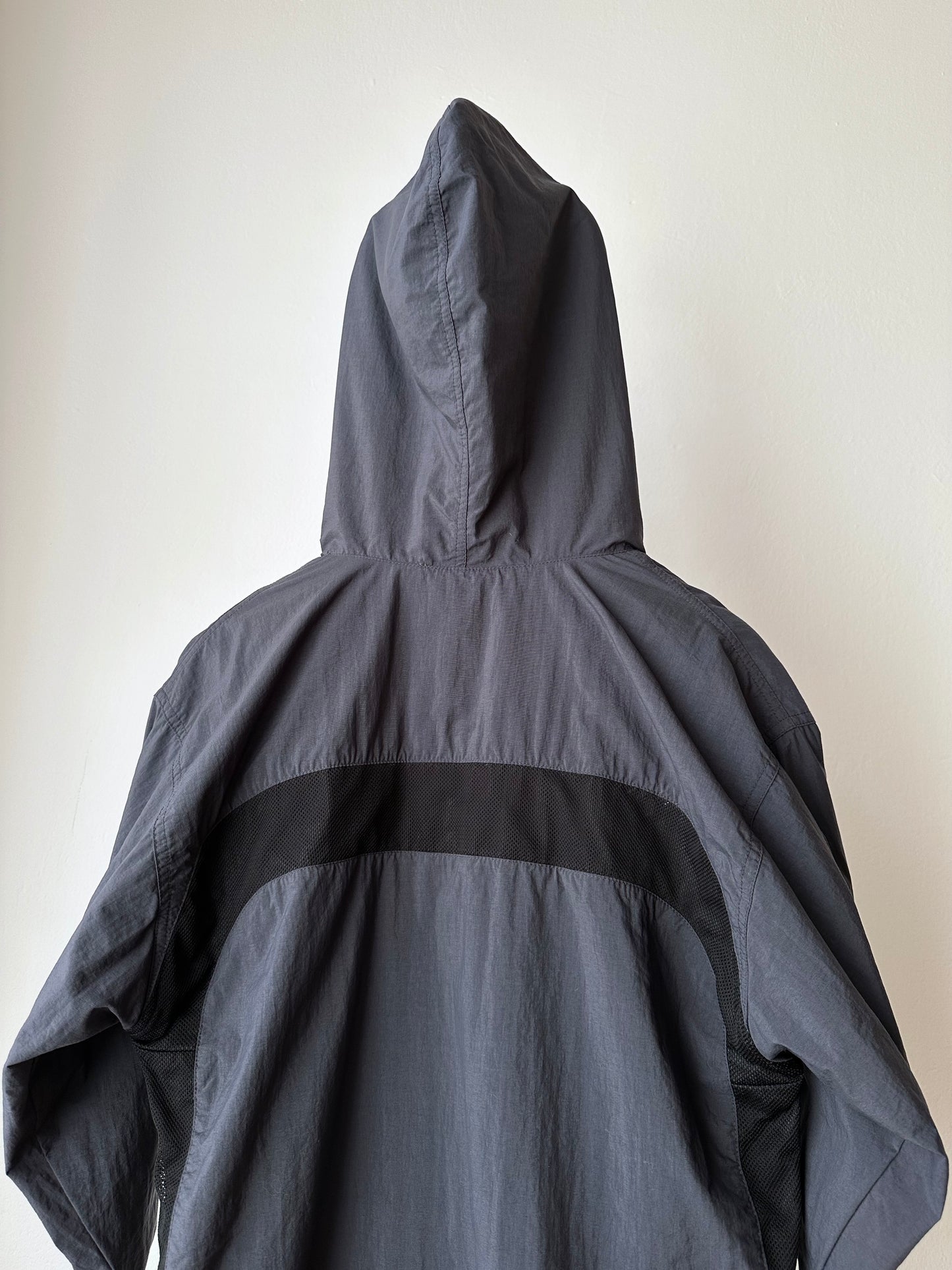 early 2000's PUMA packable nylon active smock