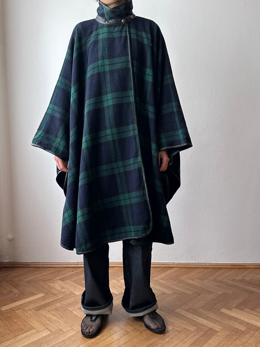 Italy black watch poncho