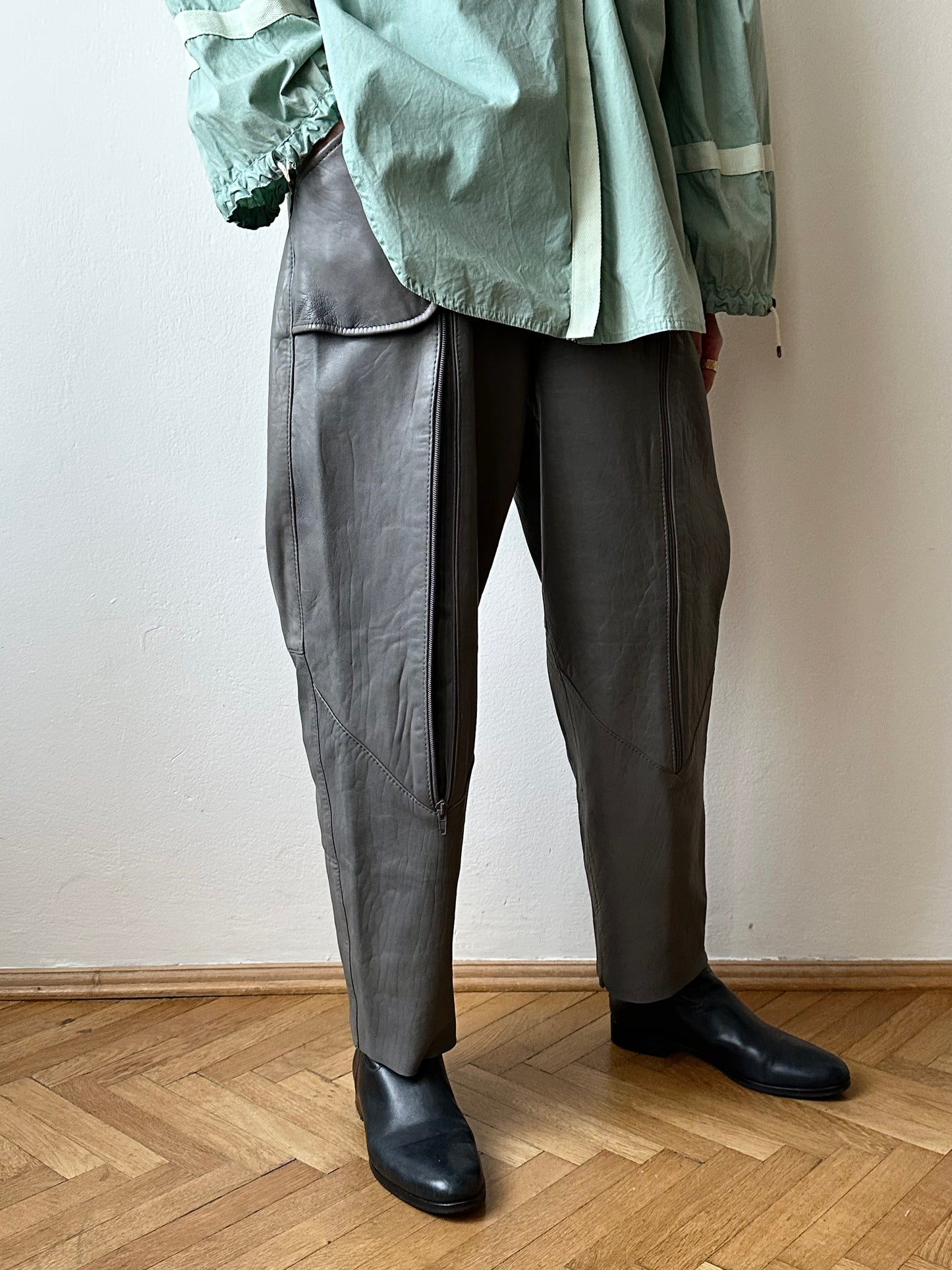 80s center zip leather trouser