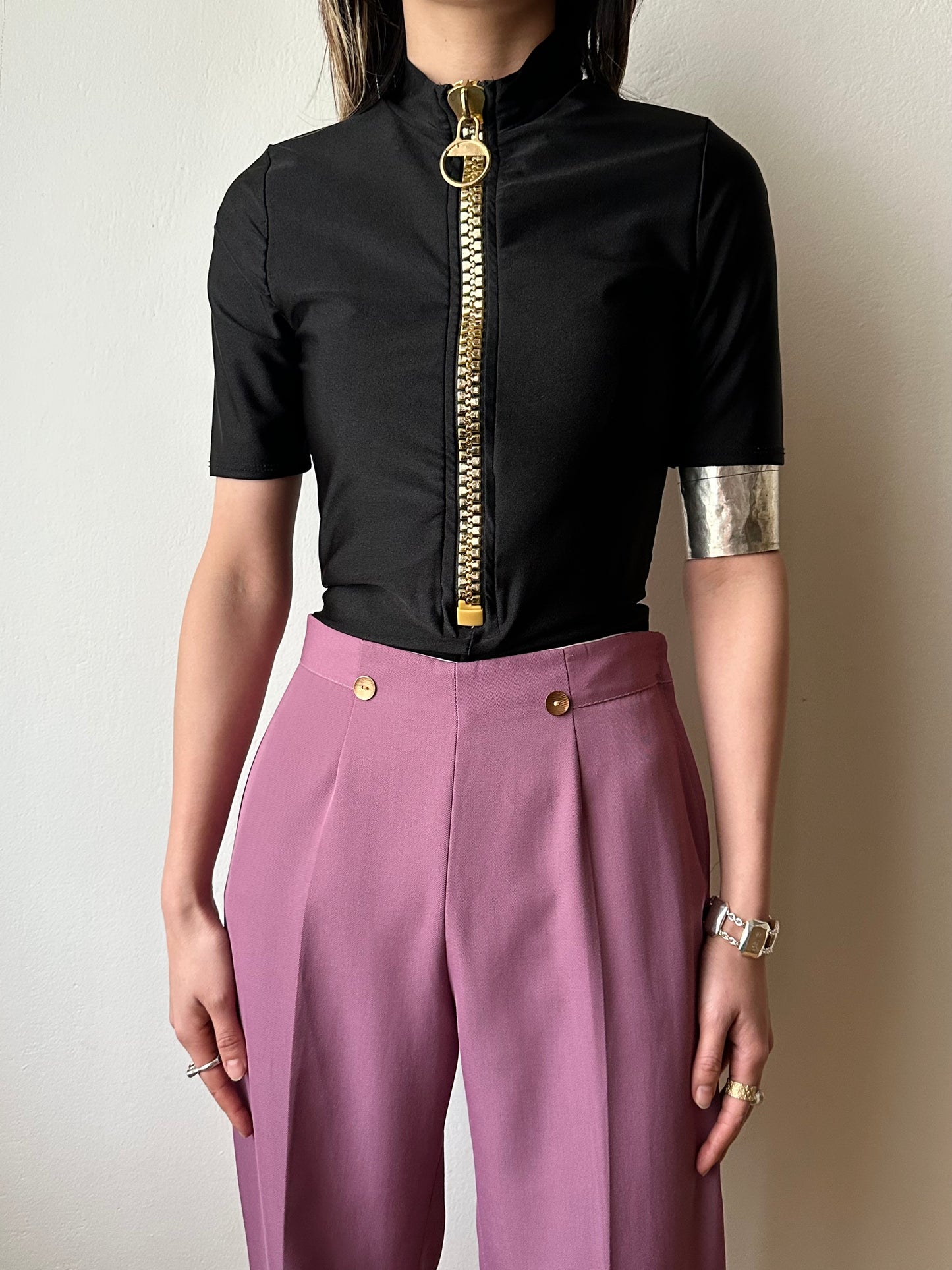 Purple smoke wrinkleless trouser