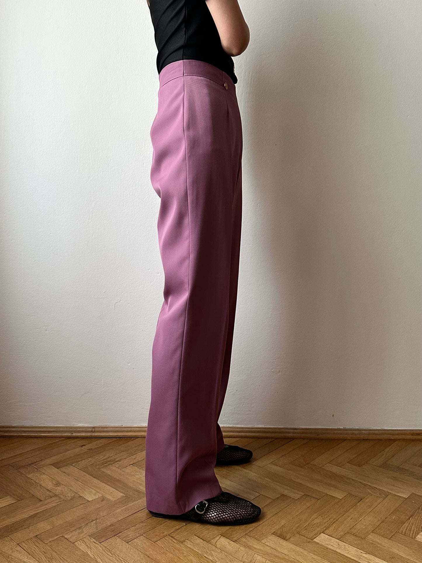 Purple smoke wrinkleless trouser