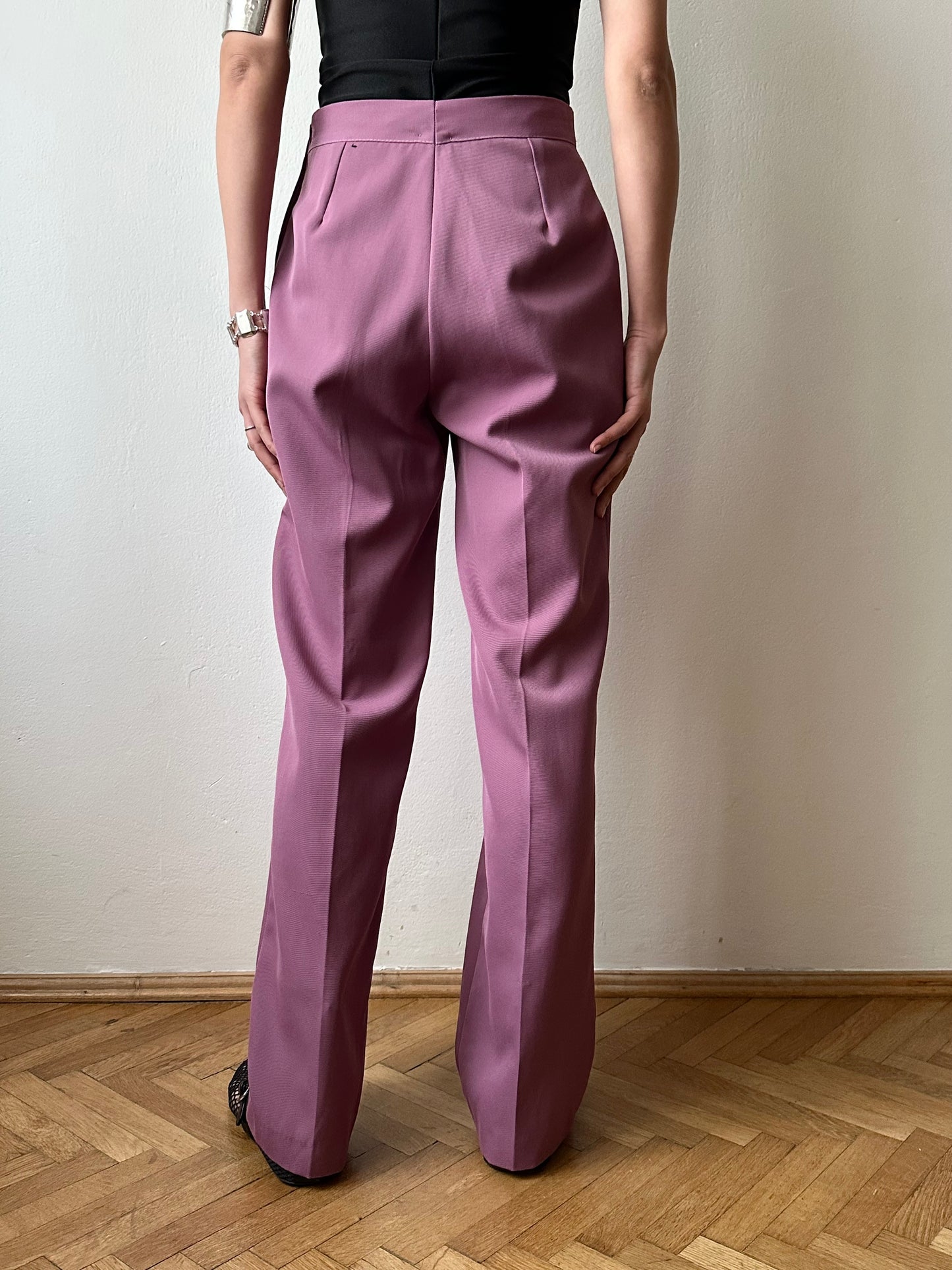 Purple smoke wrinkleless trouser